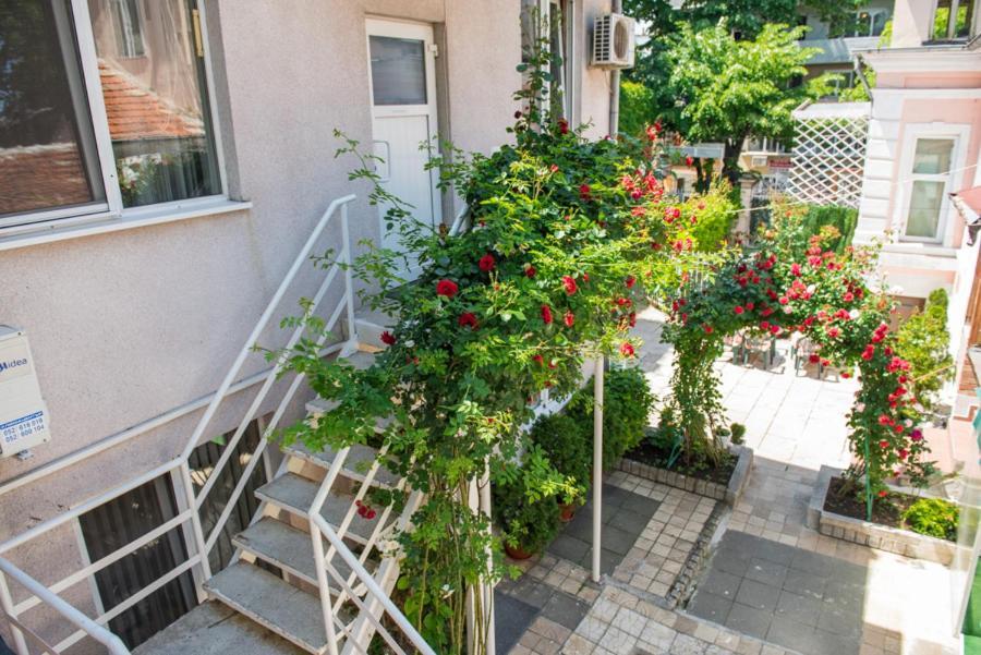 Hotel Relax Varna Ngoại thất bức ảnh